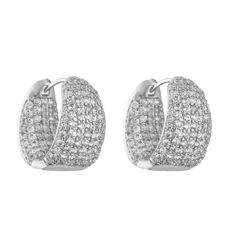 White Gold Oval Wide 1 Pair