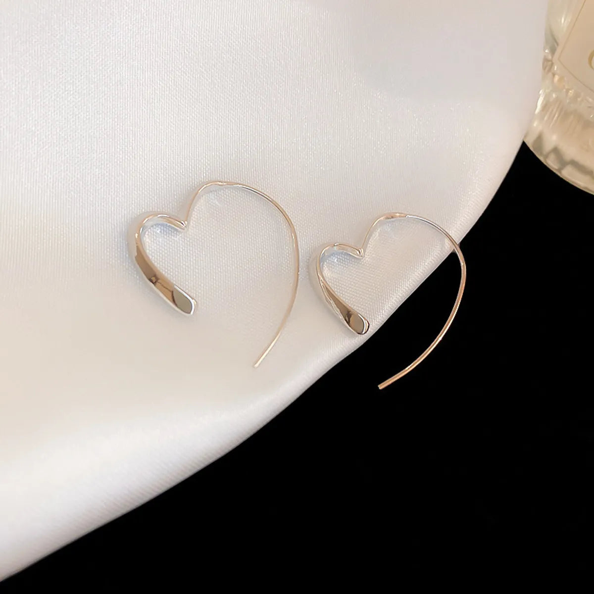 78# Ear Hook-Silver