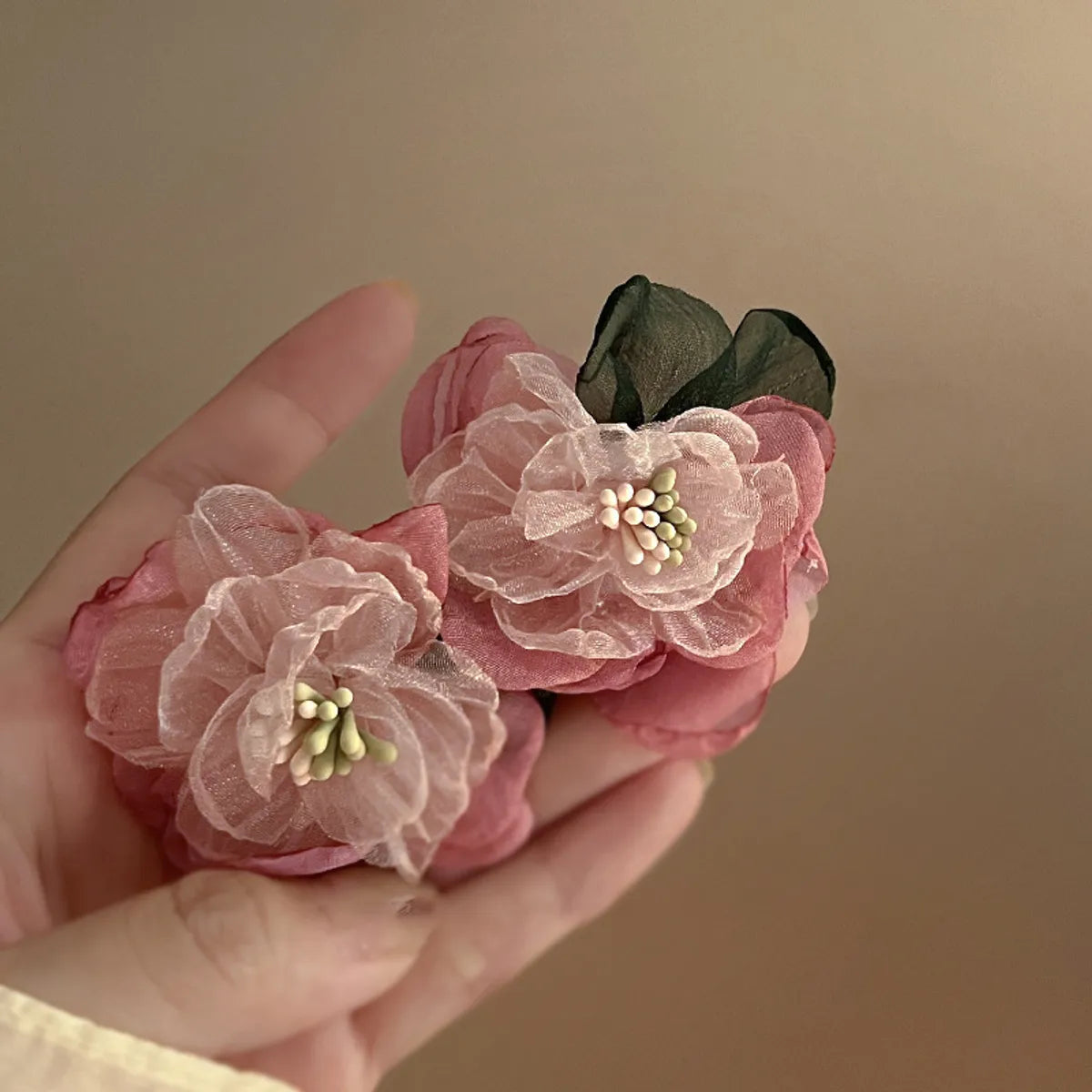 115# Silver Needle-Pink-Green Flower