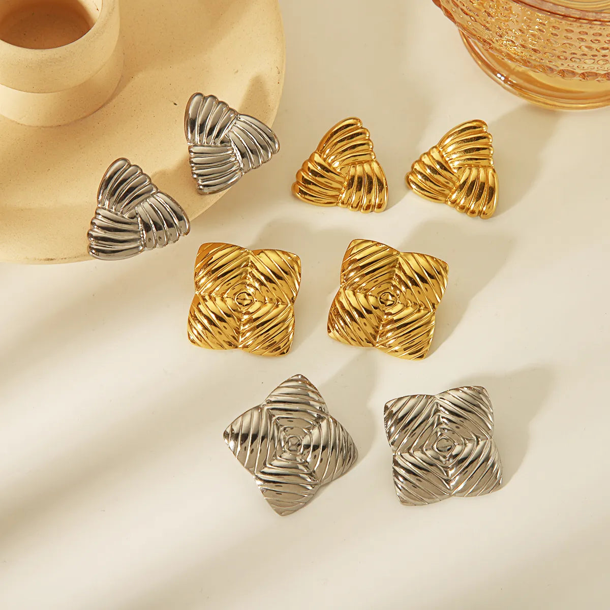 ladies earrings anniversary gift idea -1 Pair Vintage Style Classic Style Triangle Geometric Spiral Stripe Plating 304 Stainless Steel 18K Gold Plated Ear Studs