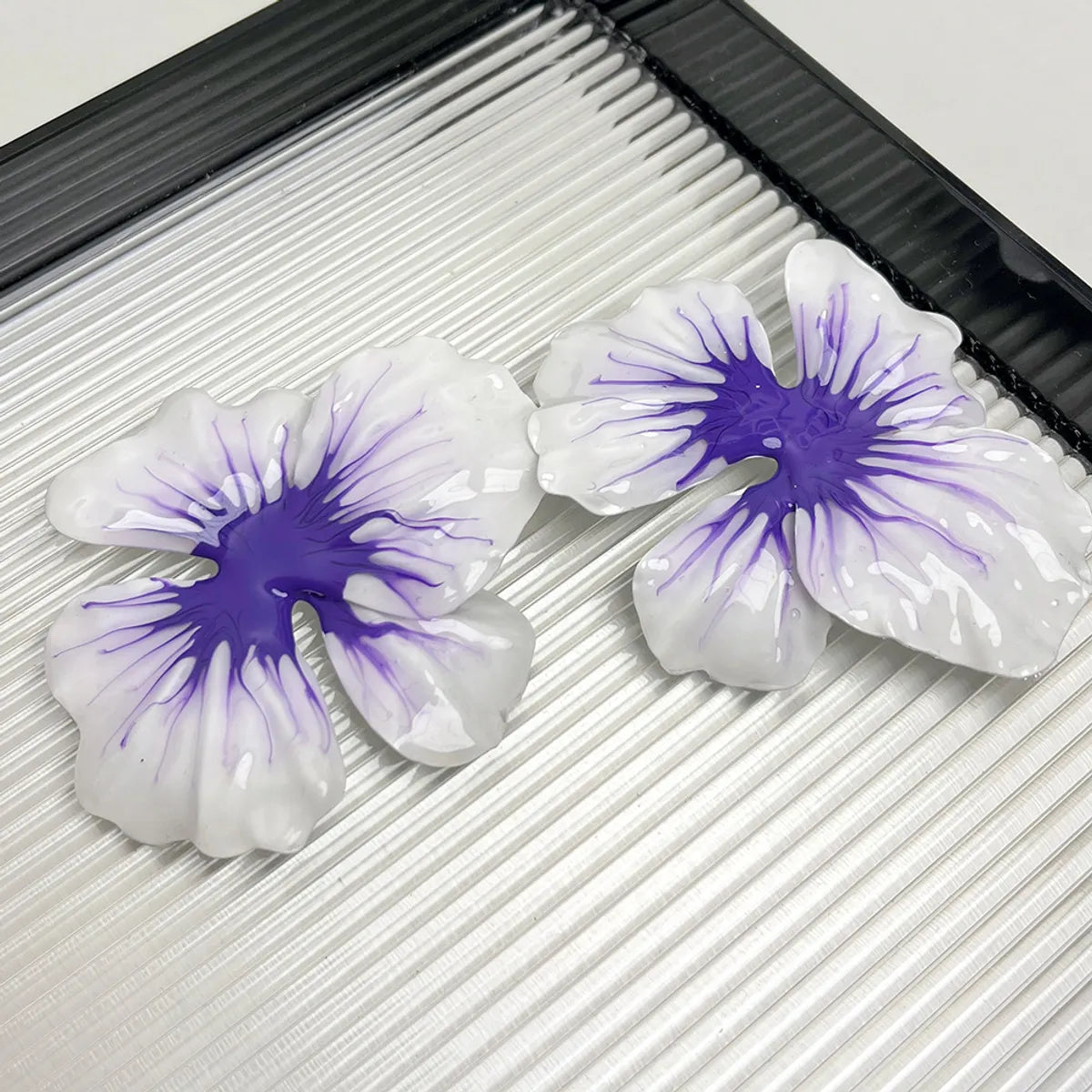 Purple Earrings 7 * 6cm