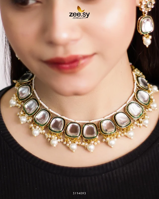 necklaces sleek modern design -Aqsa Necklace Set