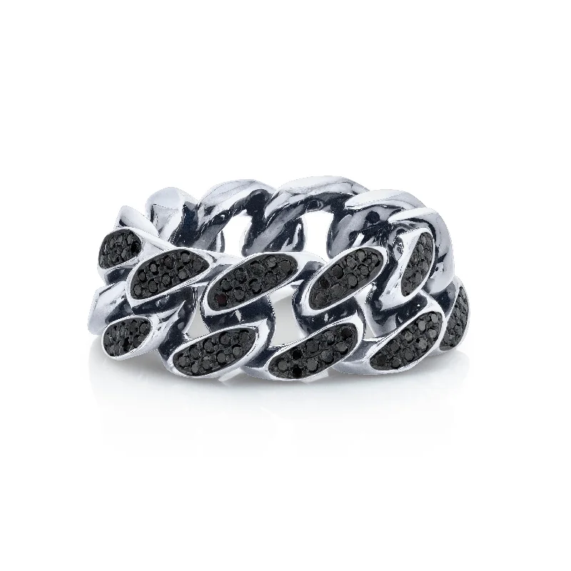 White Gold/Black Diamond