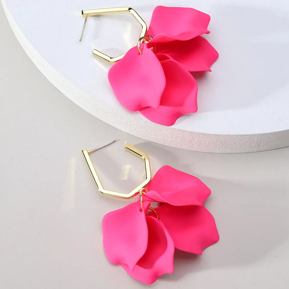 ladies earrings with star shape -1 Pair Elegant Vacation Petal Arylic Zinc Alloy Drop Earrings