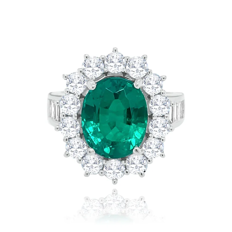 ladies rings boho inspired design -Oval cut Emerald & diamonds "Anna" Ring